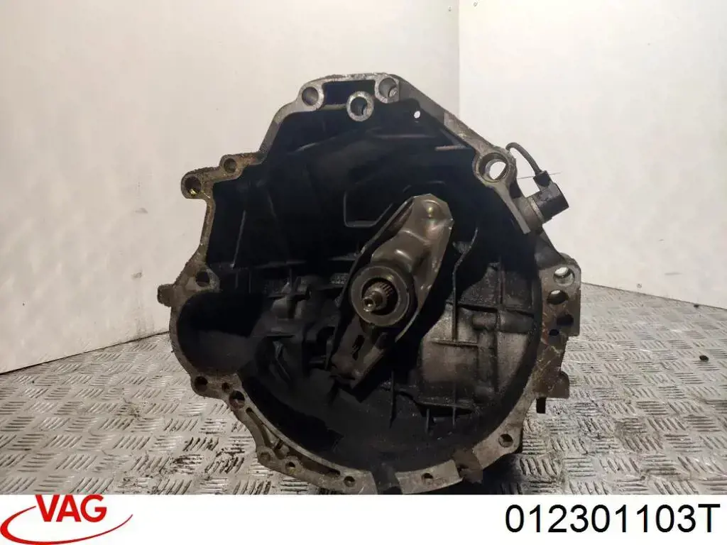 Купити 012301103T VAG Корпус коробки передач АКПП/КПП