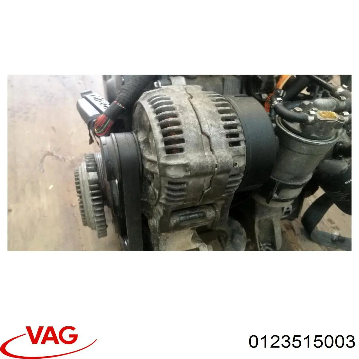 Генератор автомобільний Bosch 28903028