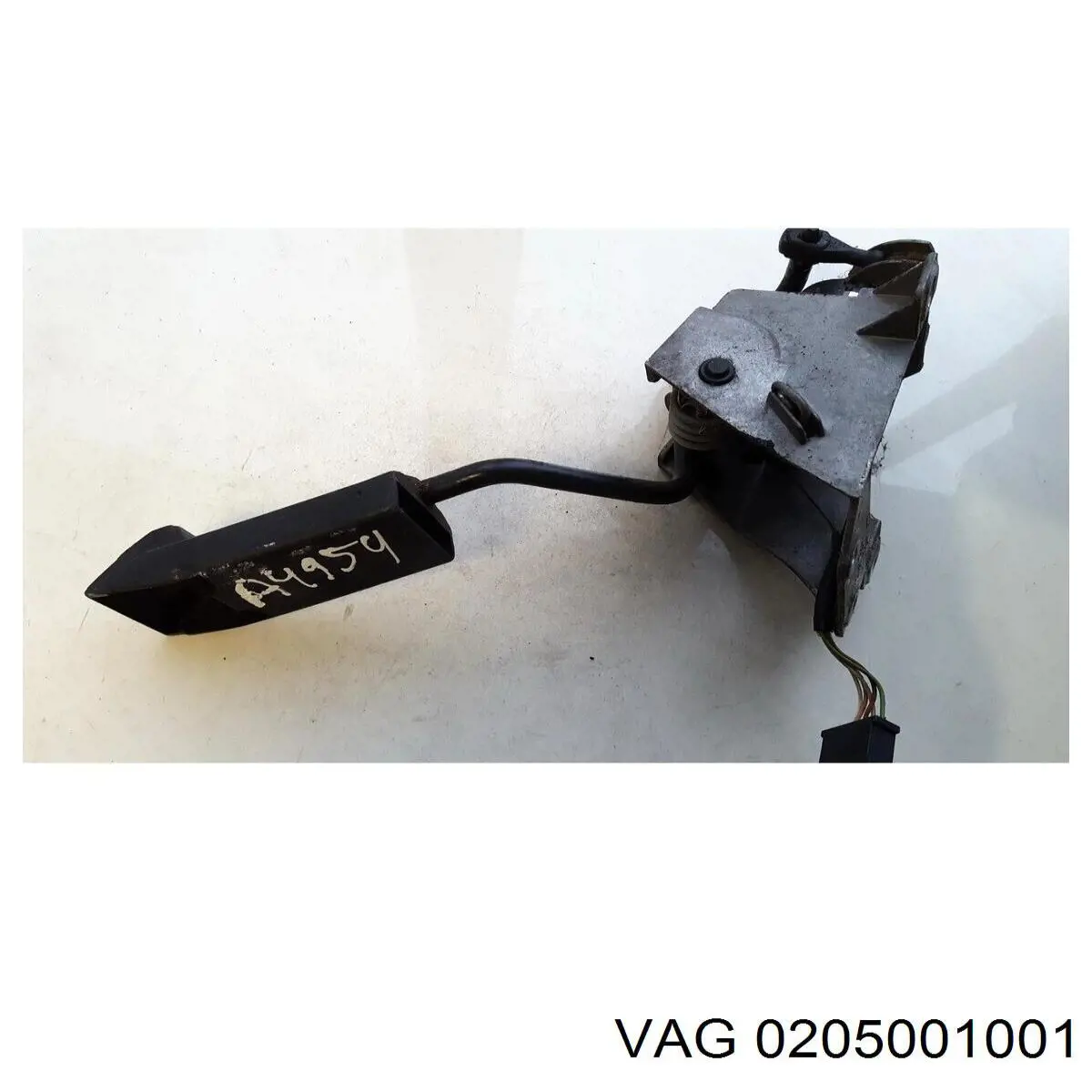 Купити 0205001001 VAG 