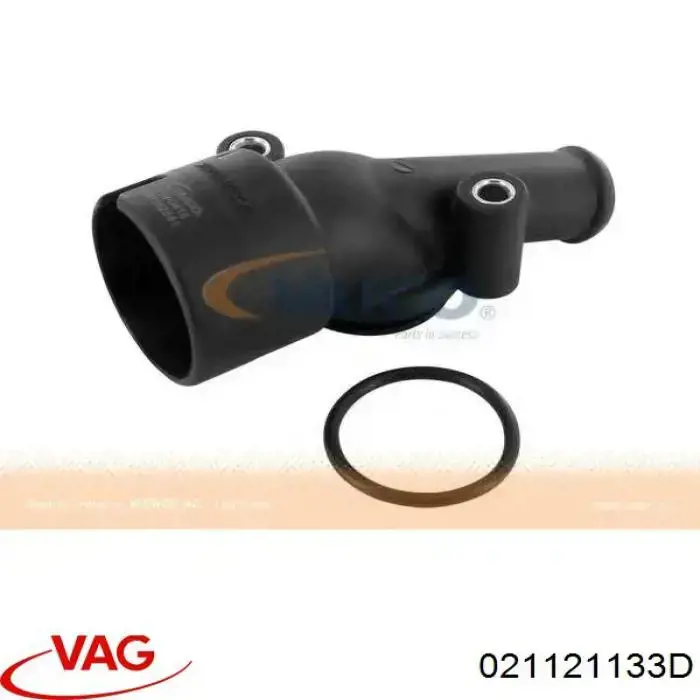 Фланець системи охолодження (трійник) VAG 021121133D