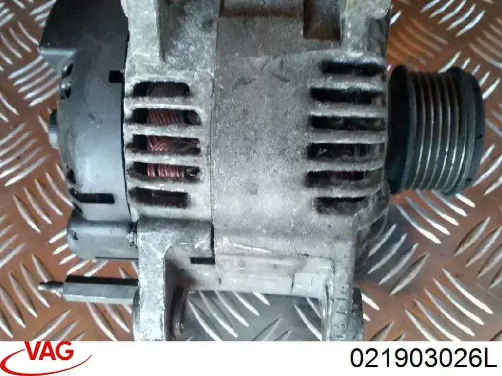 Генератор 021903026L VAG