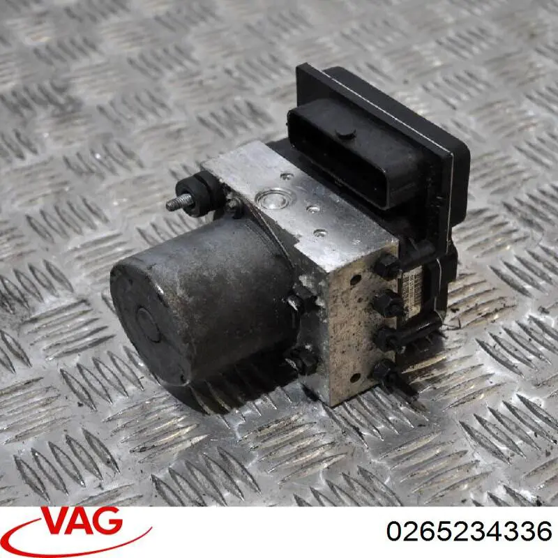 Блок АБС гідравлічний Audi A4 B7 седан (8EC) (2004 - 2008) ціна, від 37.32 USD