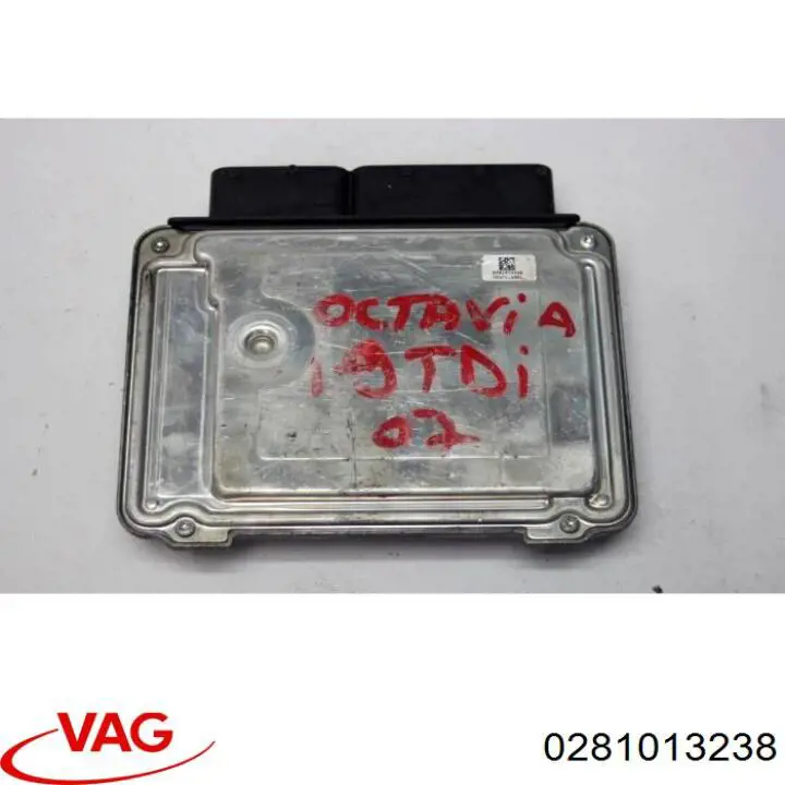 Електронний блок керування двигуном 0281013238 VAG