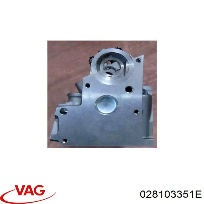Головка блоку циліндрів VAG 028103351E