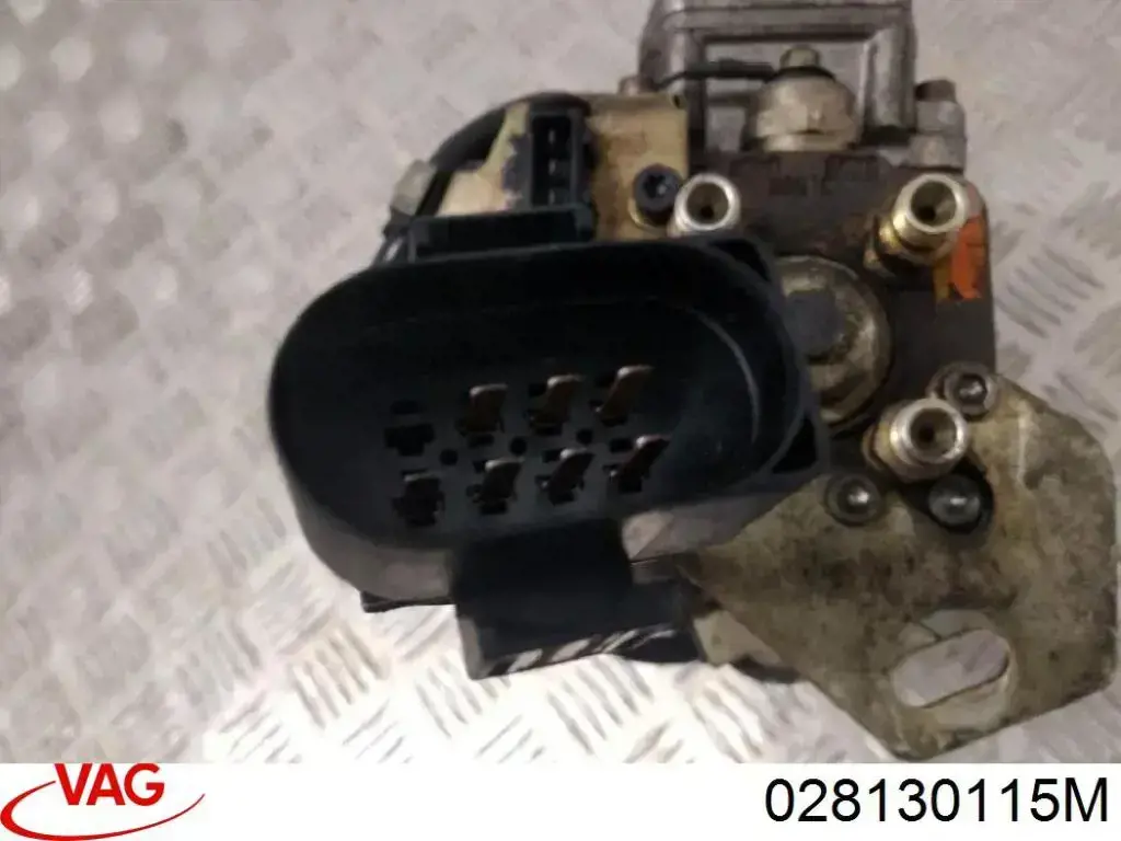 Купити 028130115M VAG Насос паливний високого тиску (ПНВТ) - DIESEL