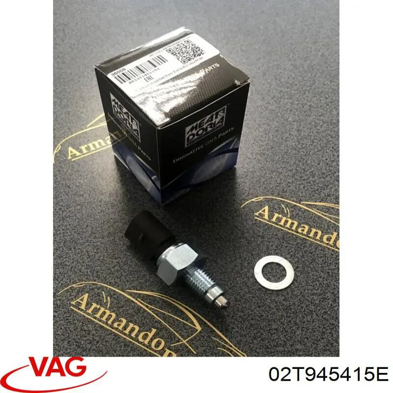 Датчик світла заднього ходу VAG 02T945415E