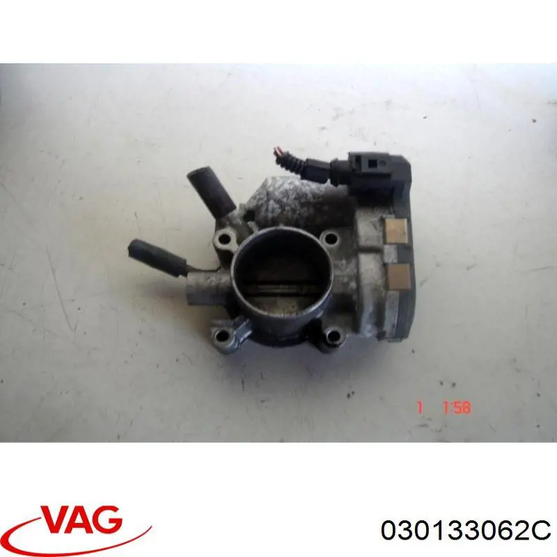Блок дросельної заслінки VAG 030133062C ціна, від 19.00 USD