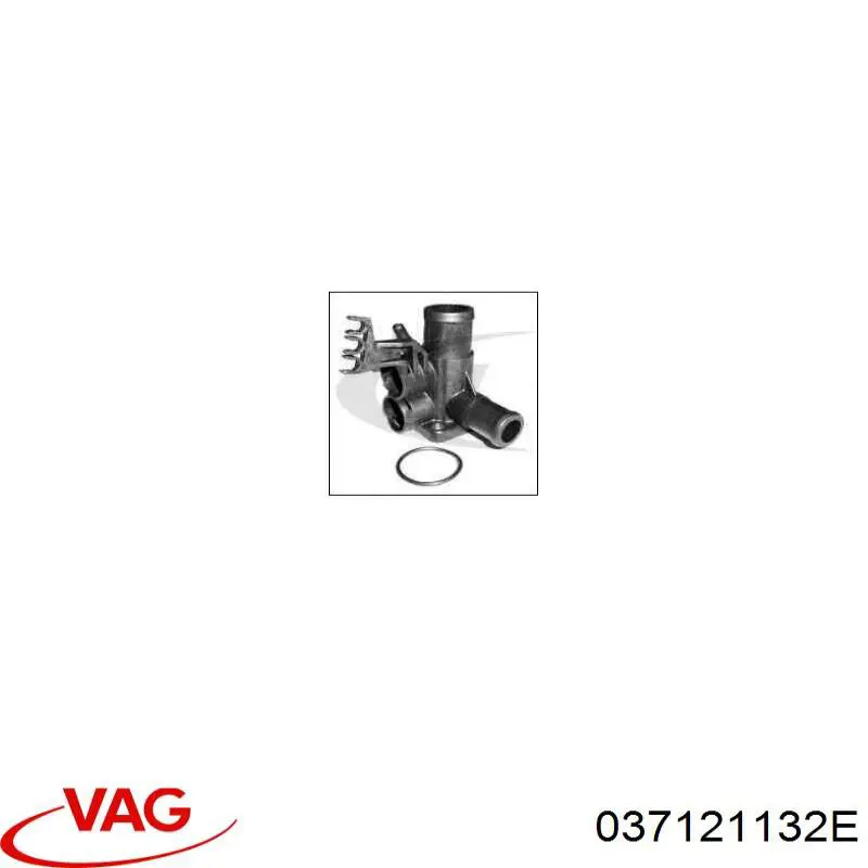 Фланець системи охолодження (трійник) VAG 037121132E