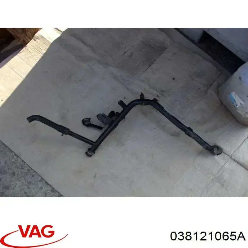 Купити 038121065A VAG Трубопроводи і шланги системи охолодження