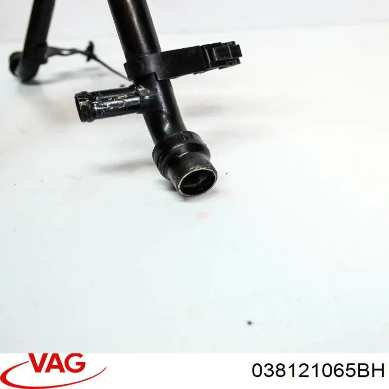 Шланг/патрубок системи охолодження VAG 038121065BH ціна, від 19.00 USD