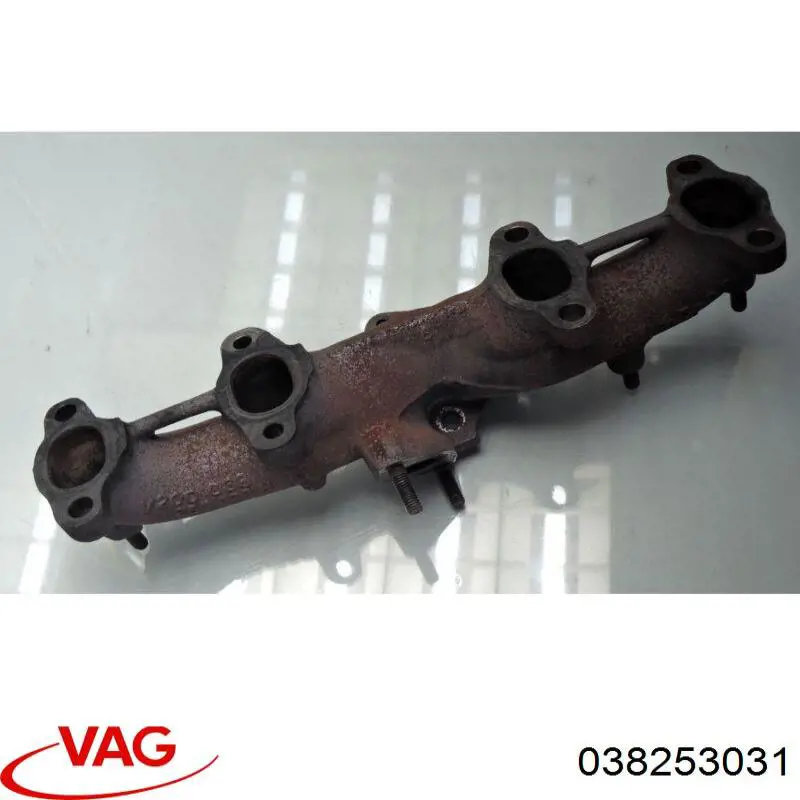 Купити 038253031 VAG Випускний колектор