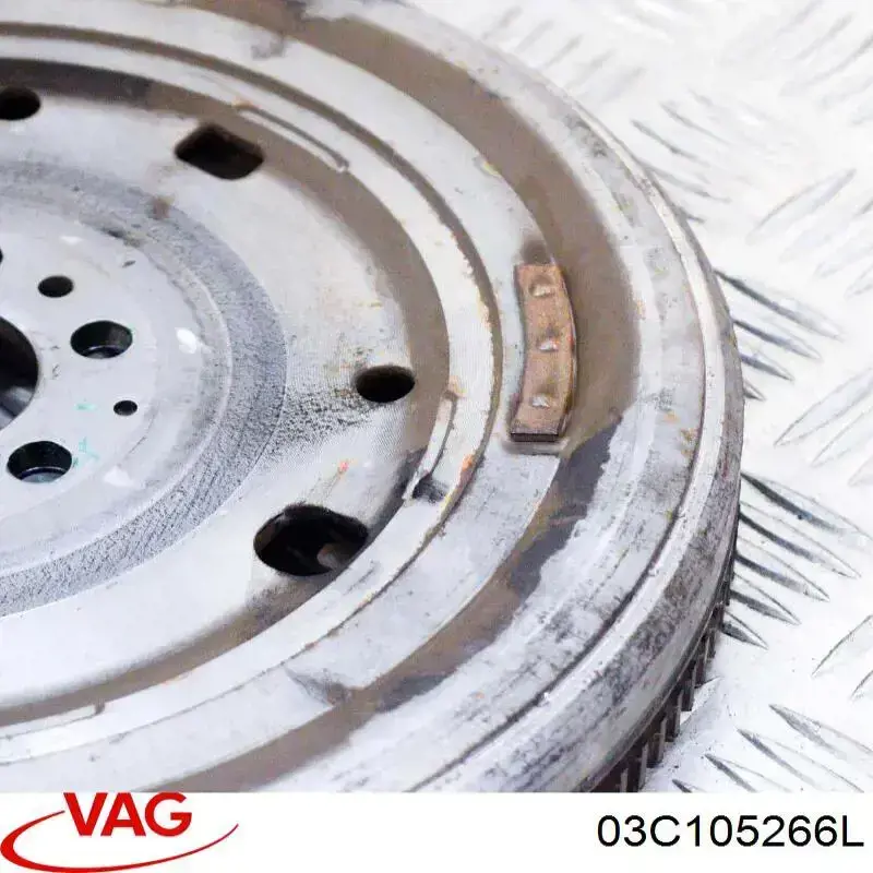 03C105266L VAG Демпферний маховик