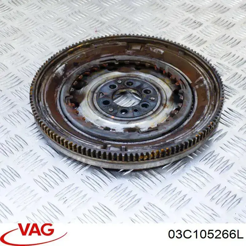 Маховик зчеплення VAG 03C105266L