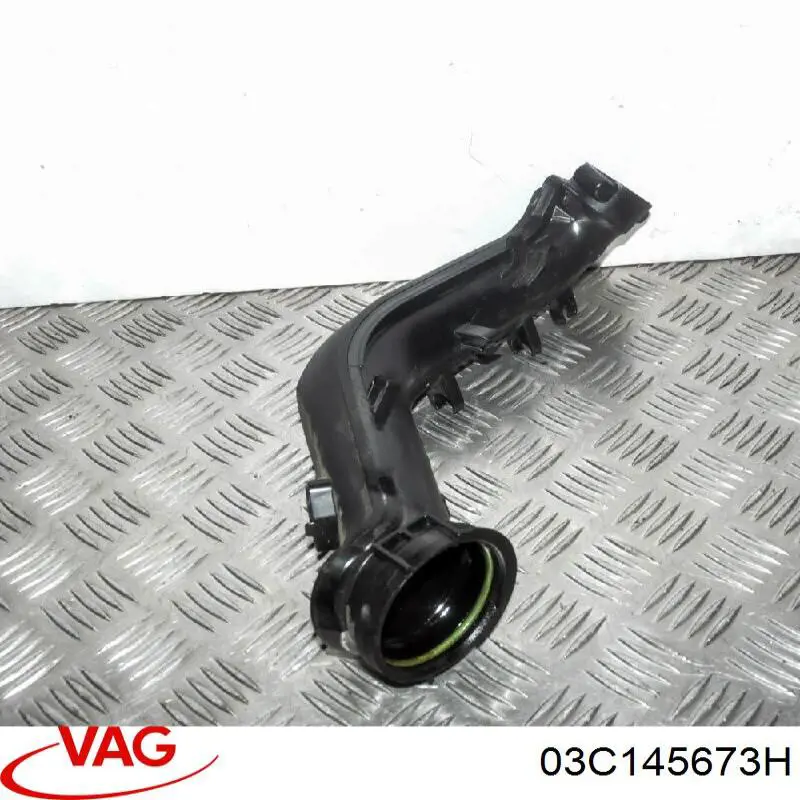 Купити 03C145673H VAG Патрубок повітряний, вхід в турбіну (наддув)