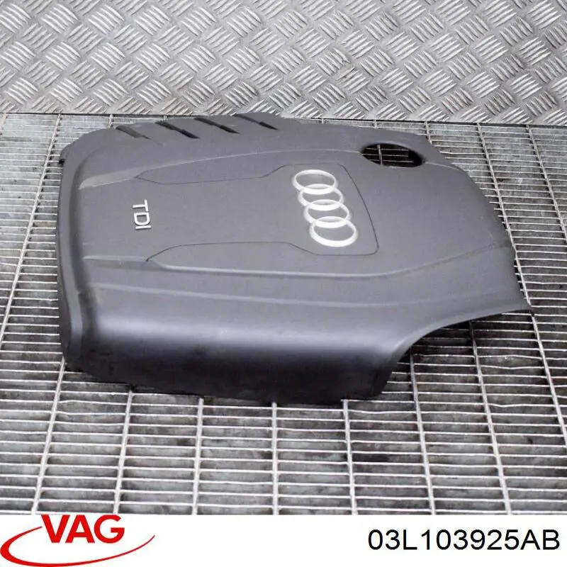 Кришка двигуна декоративна VAG 03L103925AB ціна, від 17.98 USD