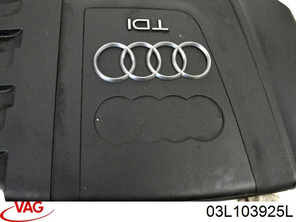Купити 03L103925L VAG Кришка двигуна декоративна