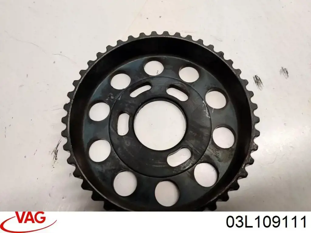 Шестерня розподільного валу 03L109111 VAG