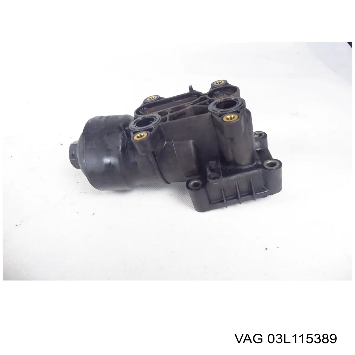 Корпус масляного фільтра VAG 03L115389 ціна, від 28.02 USD