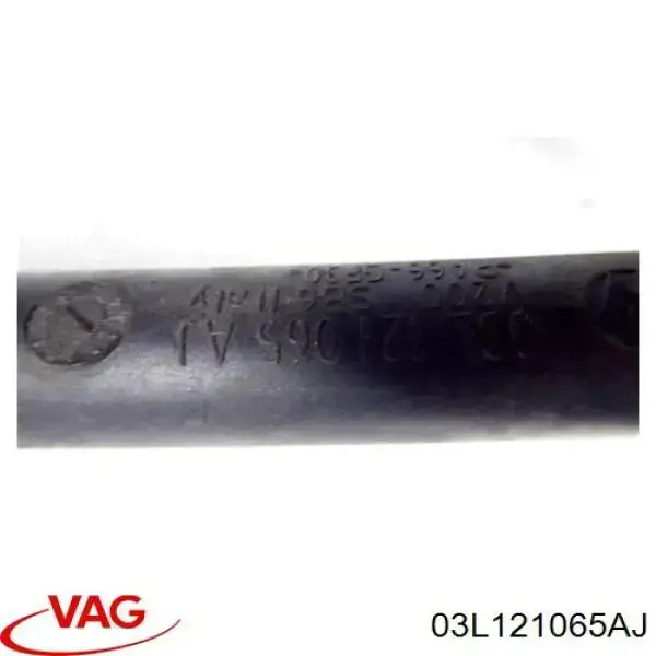 03L121065AJ VAG Шланг термостата
