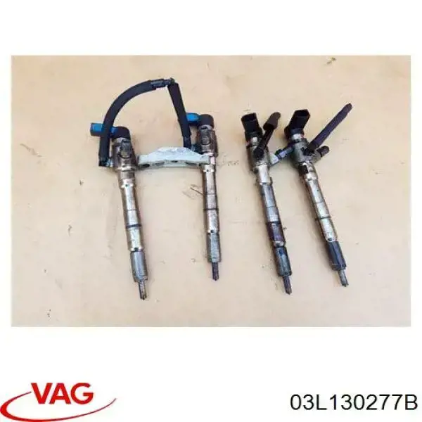 Паливні форсунки 03L130277B VAG