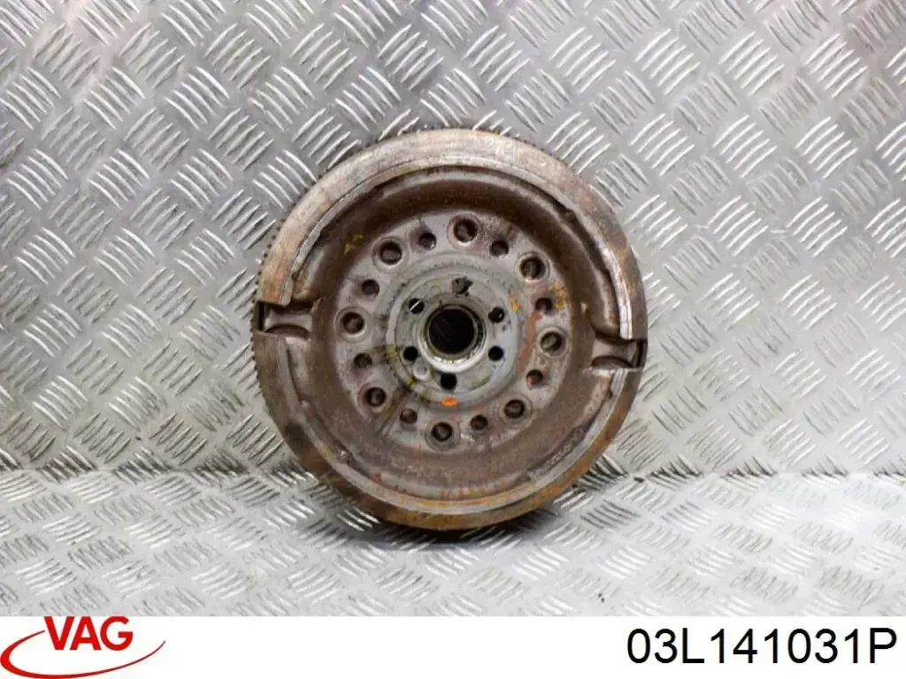 Диск зчеплення ведений VAG 03L141031P