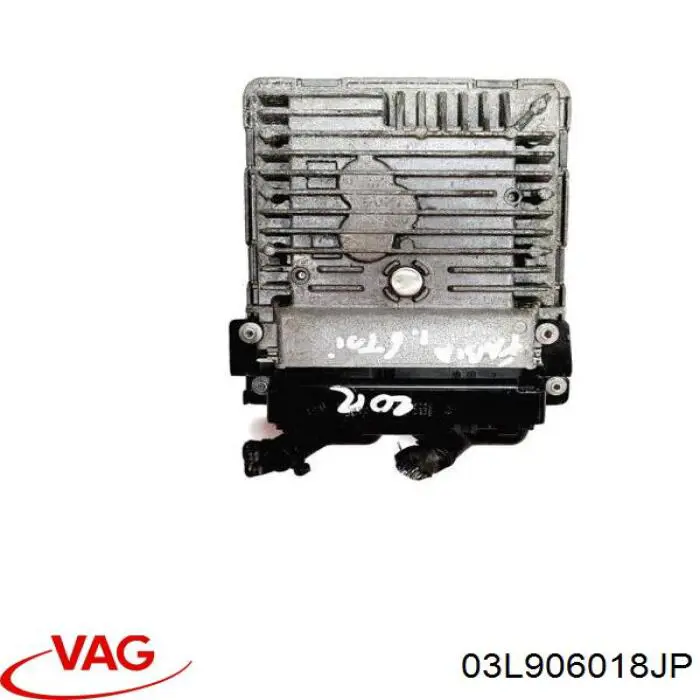 Електронний блок керування двигуном 03L906018JP VAG