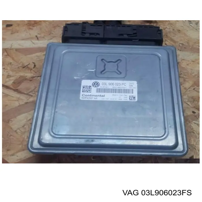 Купити 03L906023FS VAG Модуль управління двигуном