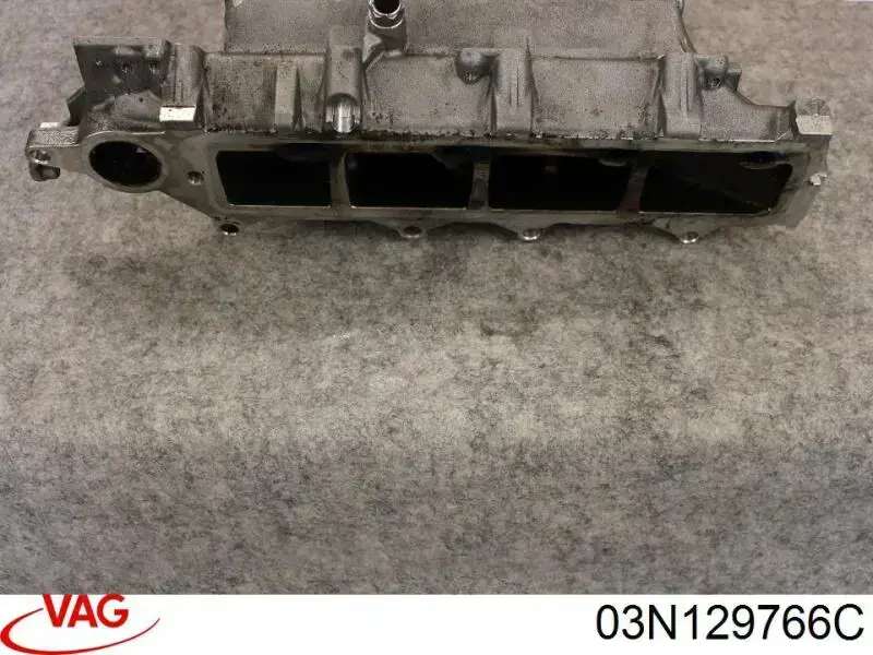 Впускний колектор 818685 VALEO