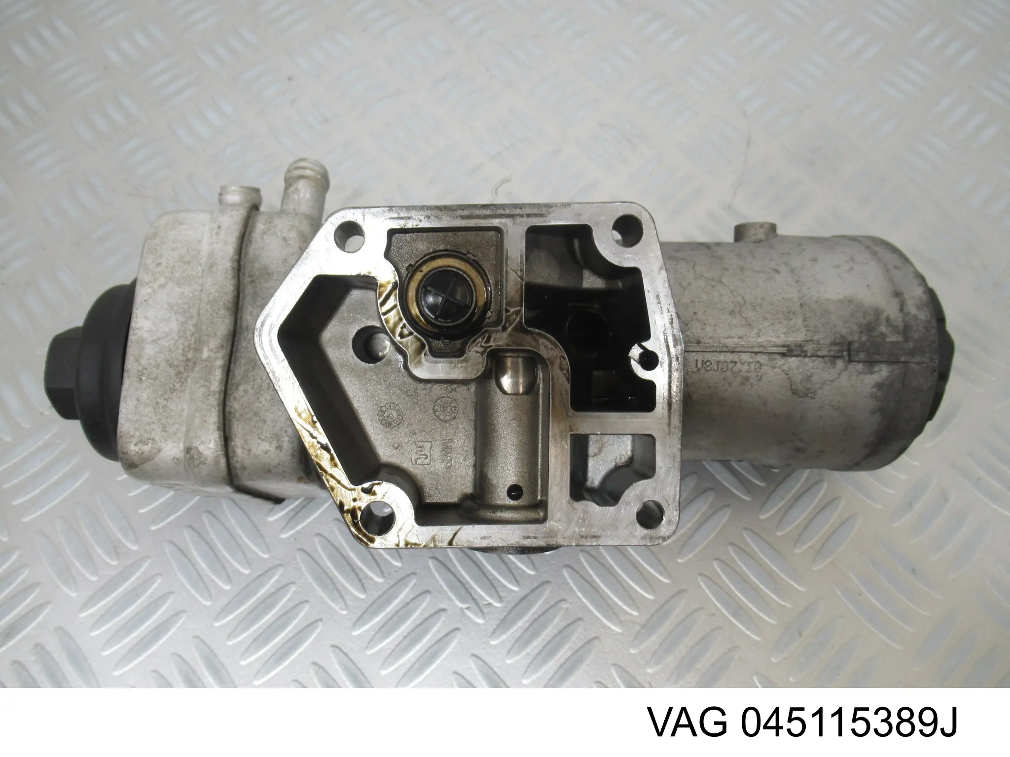 Корпус масляного фільтра VAG 045115389J