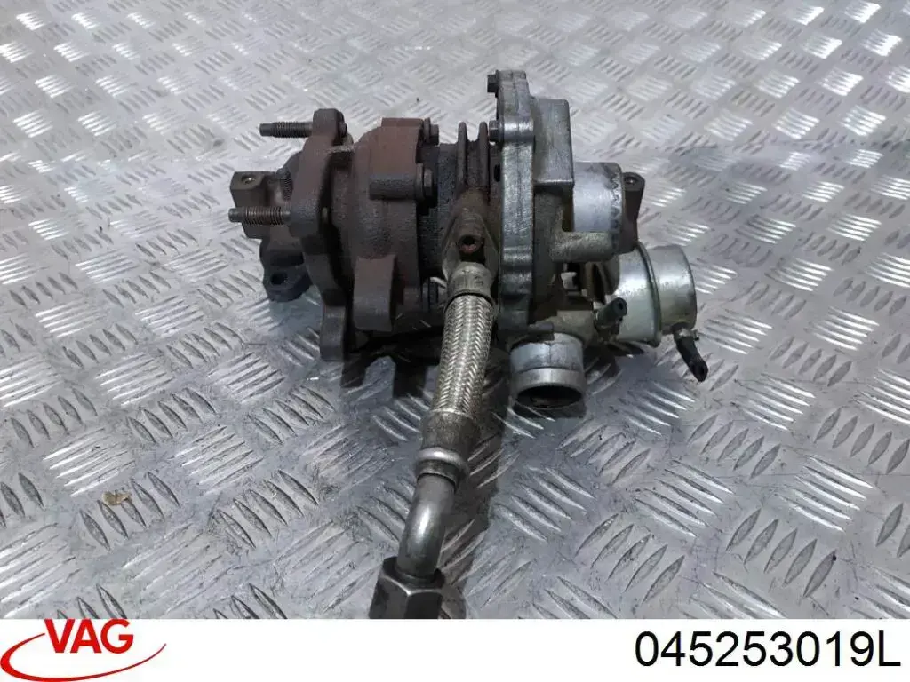 Купити 045253019L VAG Турбіна