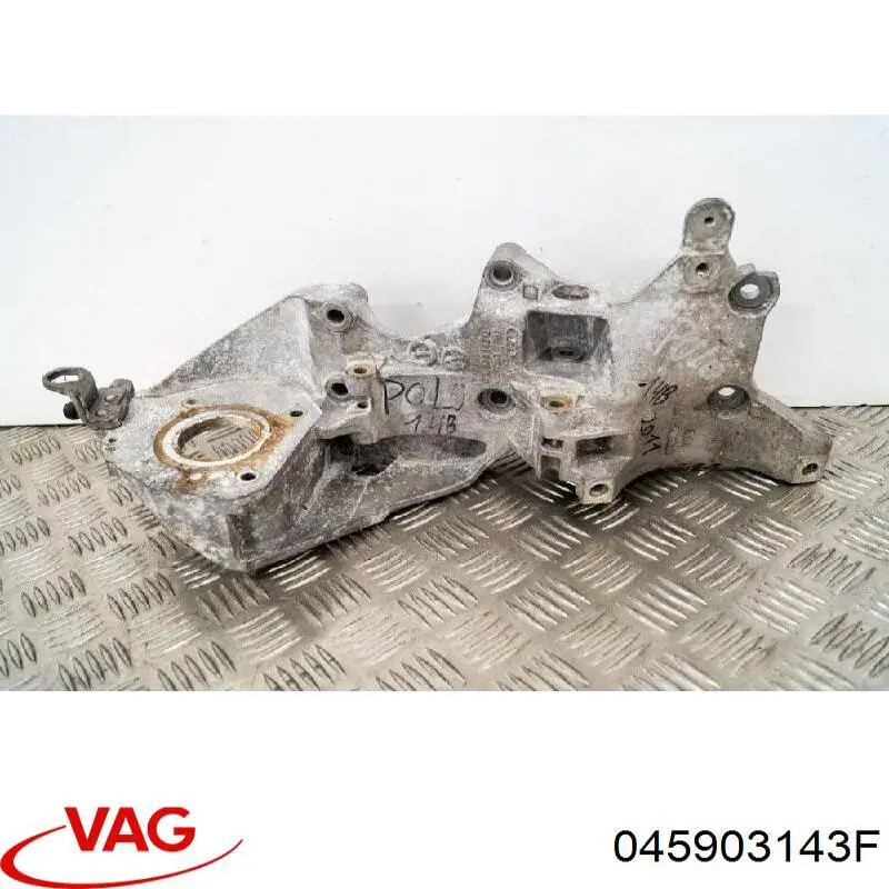 045903143F VAG Кронштейн кріплення генератора