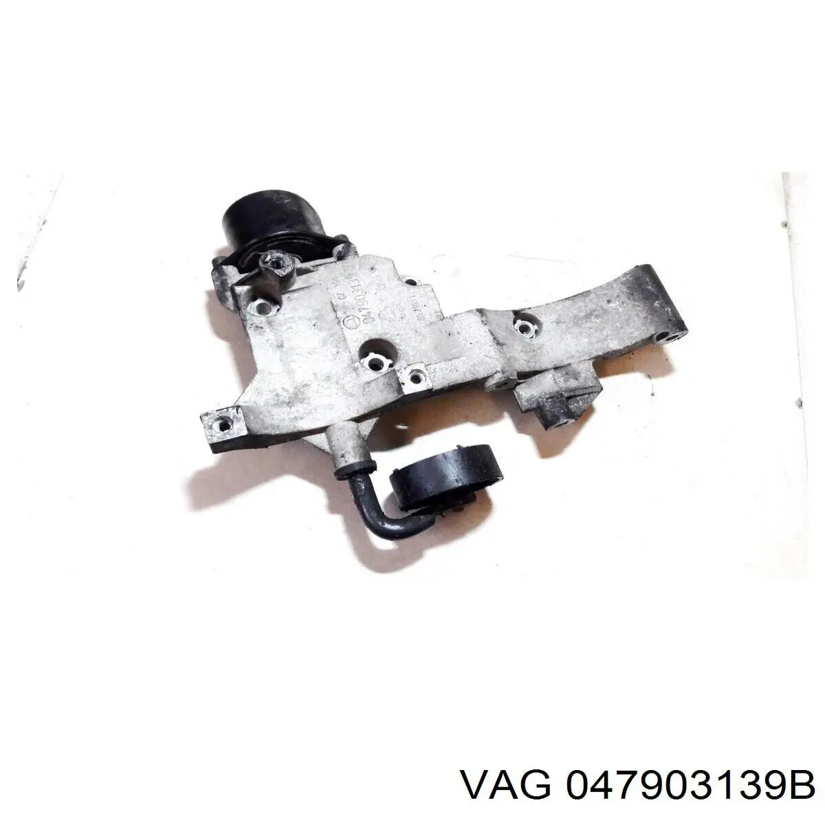 Кронштейн генератора (натяжний) VAG 047903139C ціна, від 118.52 USD