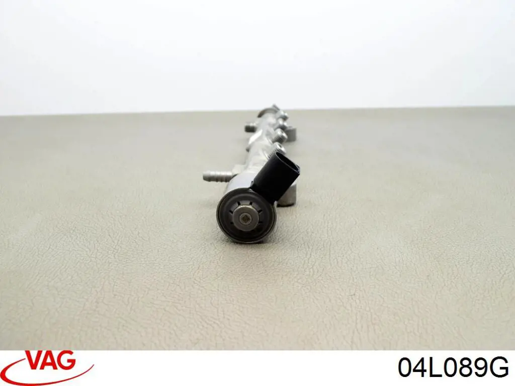 Розподільник палива 04L089G VAG