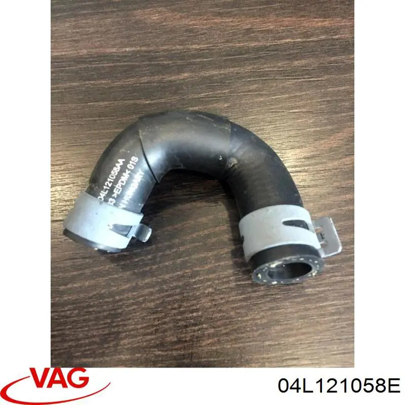 04L121058C VAG Шланг термостата