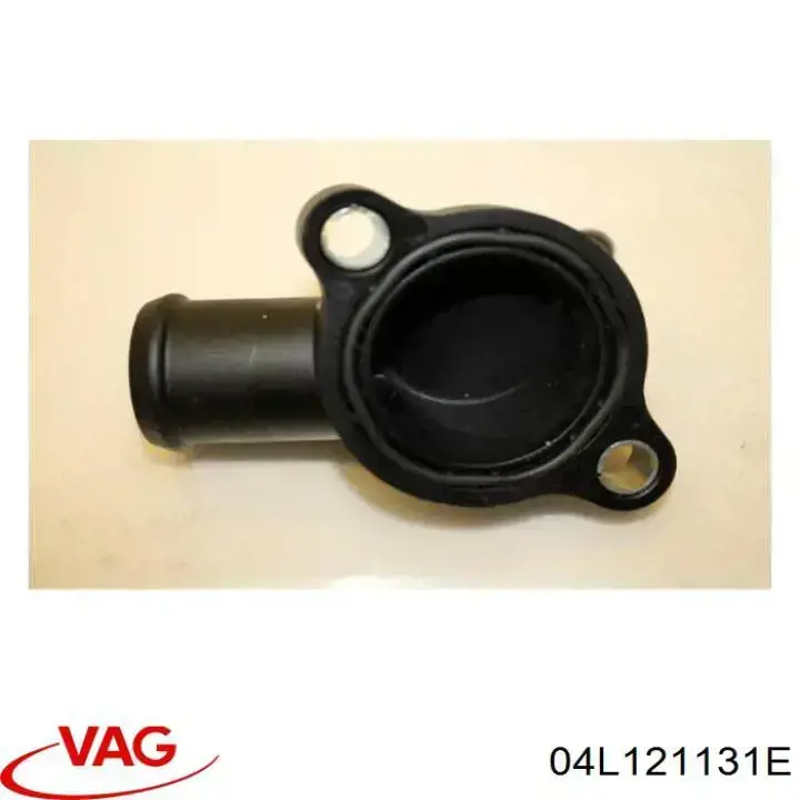 Купити 04L121131E VAG Фланець системи охолодження (трійник)