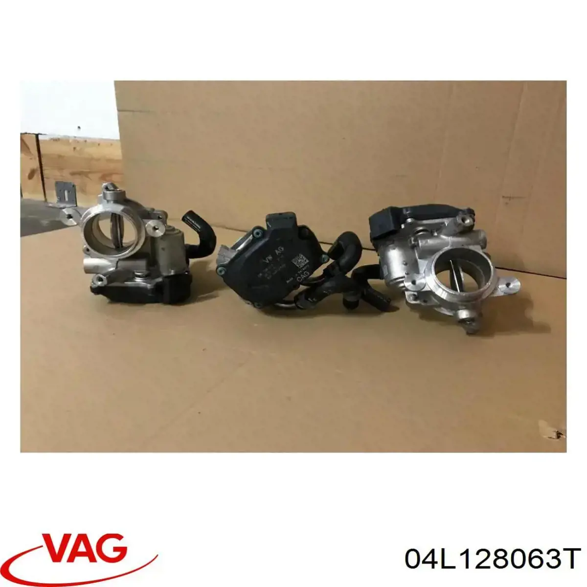 Дросільна заслінка 04L128063T VAG
