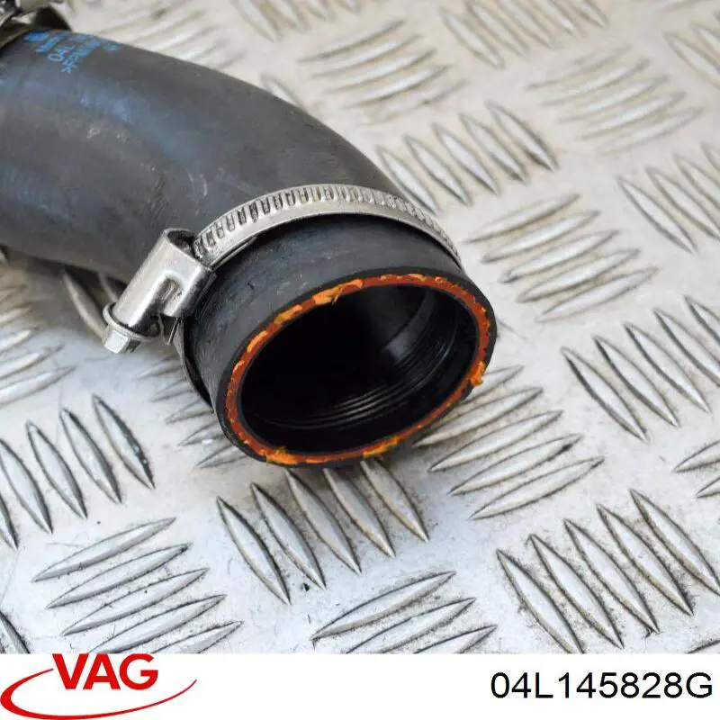 04L145828G VAG Трубка, що нагнітається