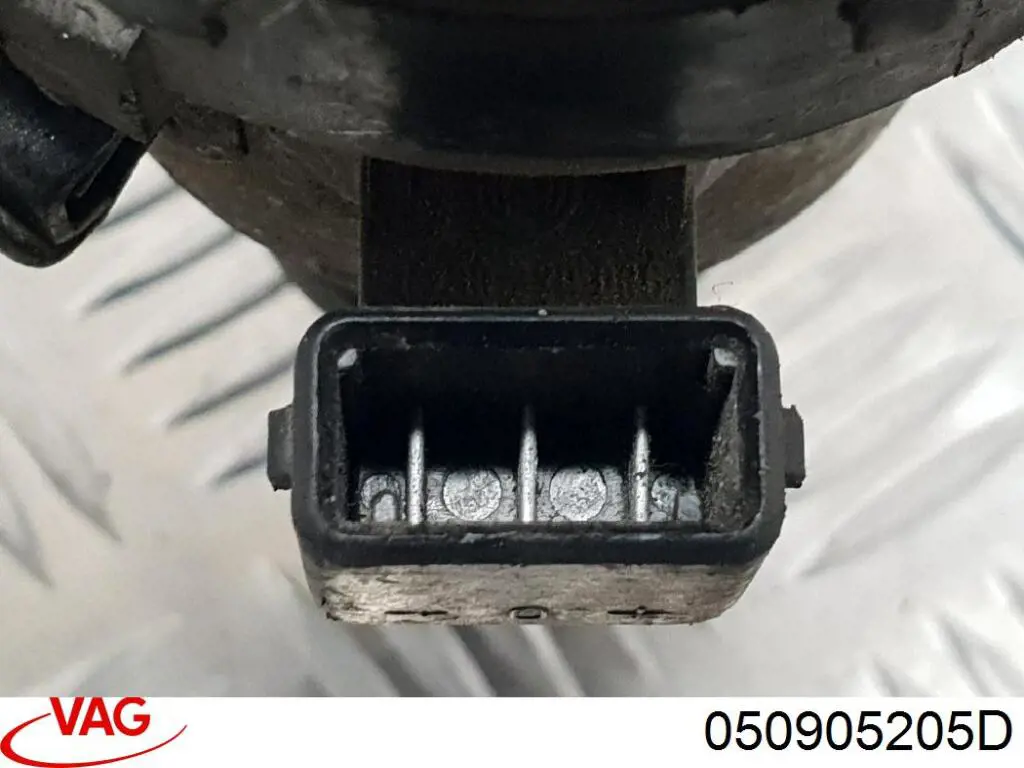 Розподільник запалювання (трамблер) VAG 050905205D ціна, від 194.29 USD