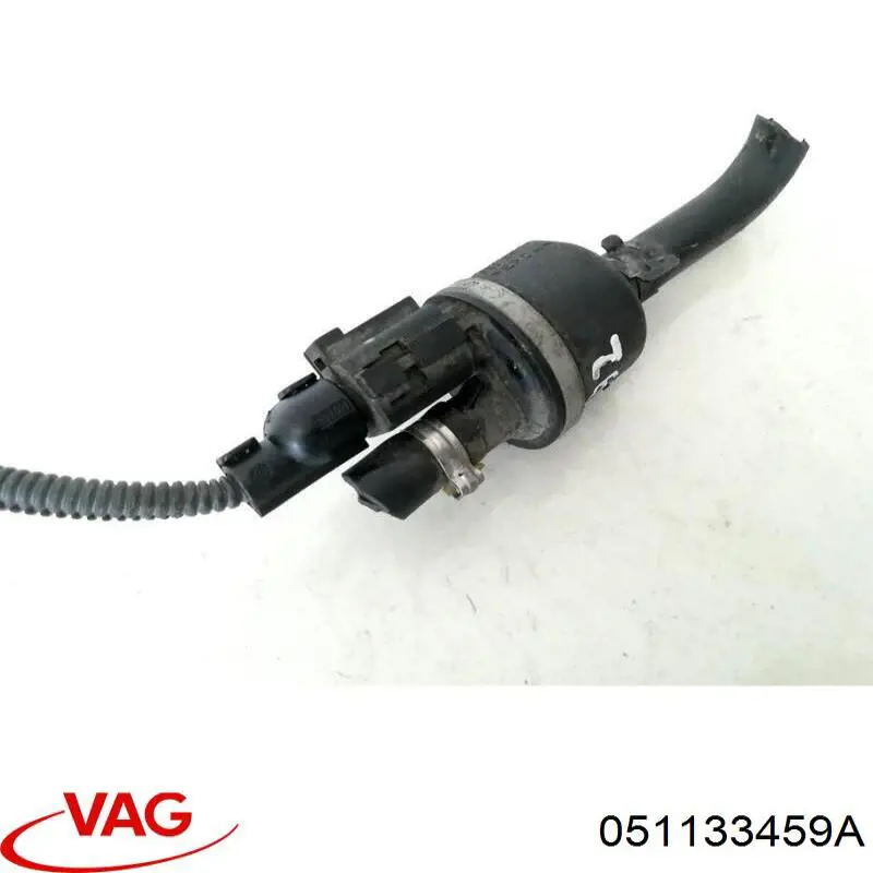 Датчик тиску системи рекуперації парів 051133459A VAG