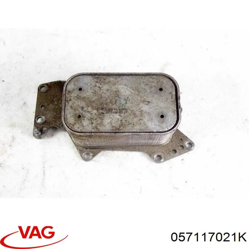 Радіатор масляний VAG 057117021K ціна, від 25.34 USD