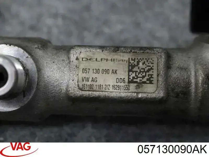Розподільник палива (рампа) правий 057130090AL Bentley