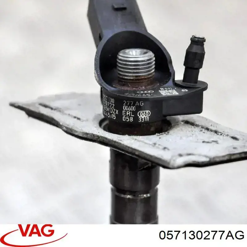 Купити 057130855AX VAG Форсунка дизельна в зборі, розпилювач + тримач