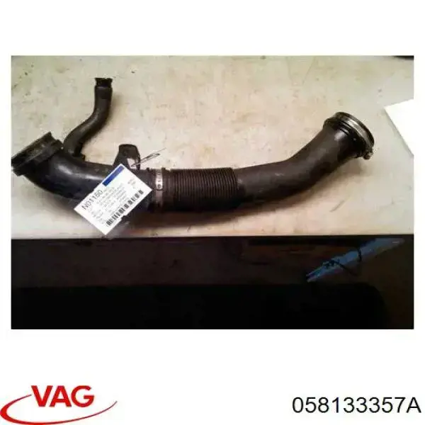 Патрубок повітряний, дросельної заслінки VAG 058133357A ціна, від 24.06 USD