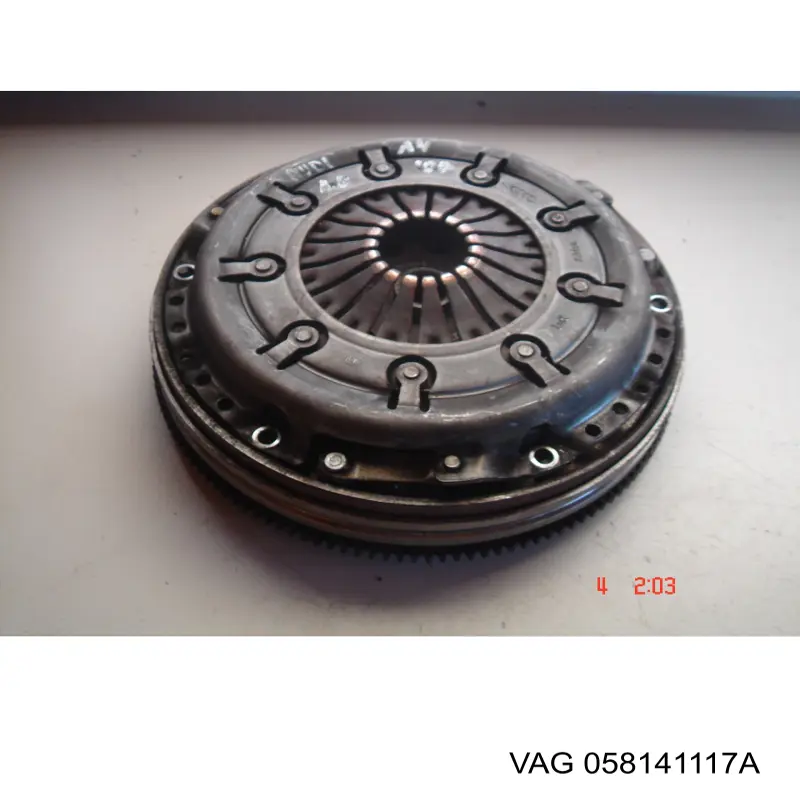 Купити 058141117A VAG Корзина зчеплення