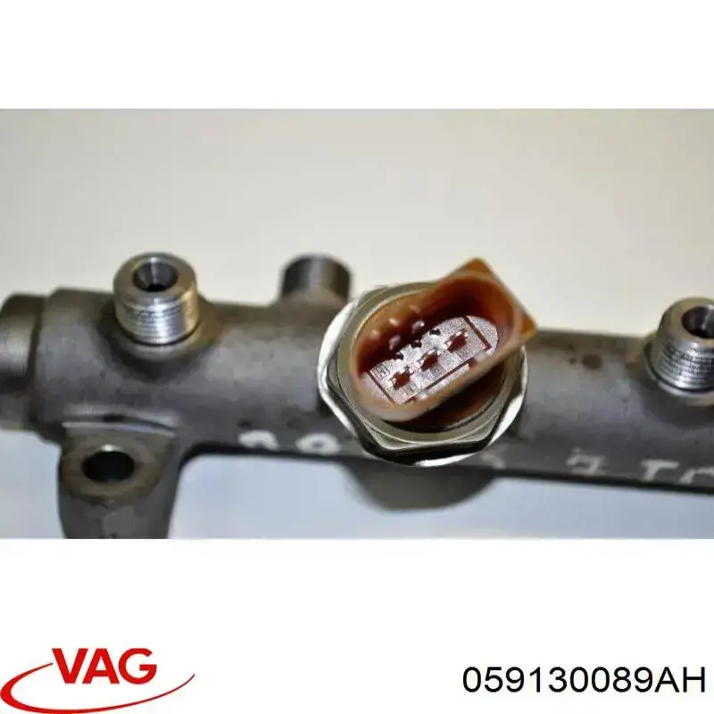 Розподільник палива (рампа) лівий VAG 059130089AH ціна, від 19.00 USD