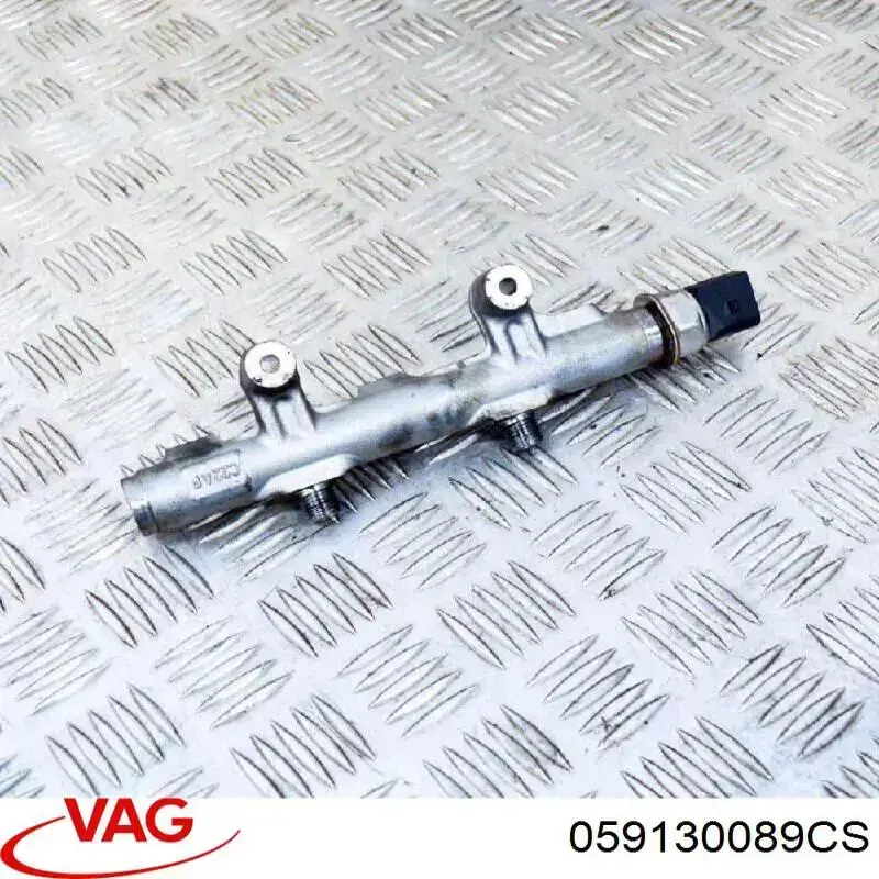 Купити 059130089CS VAG Розподільник палива (рампа) лівий