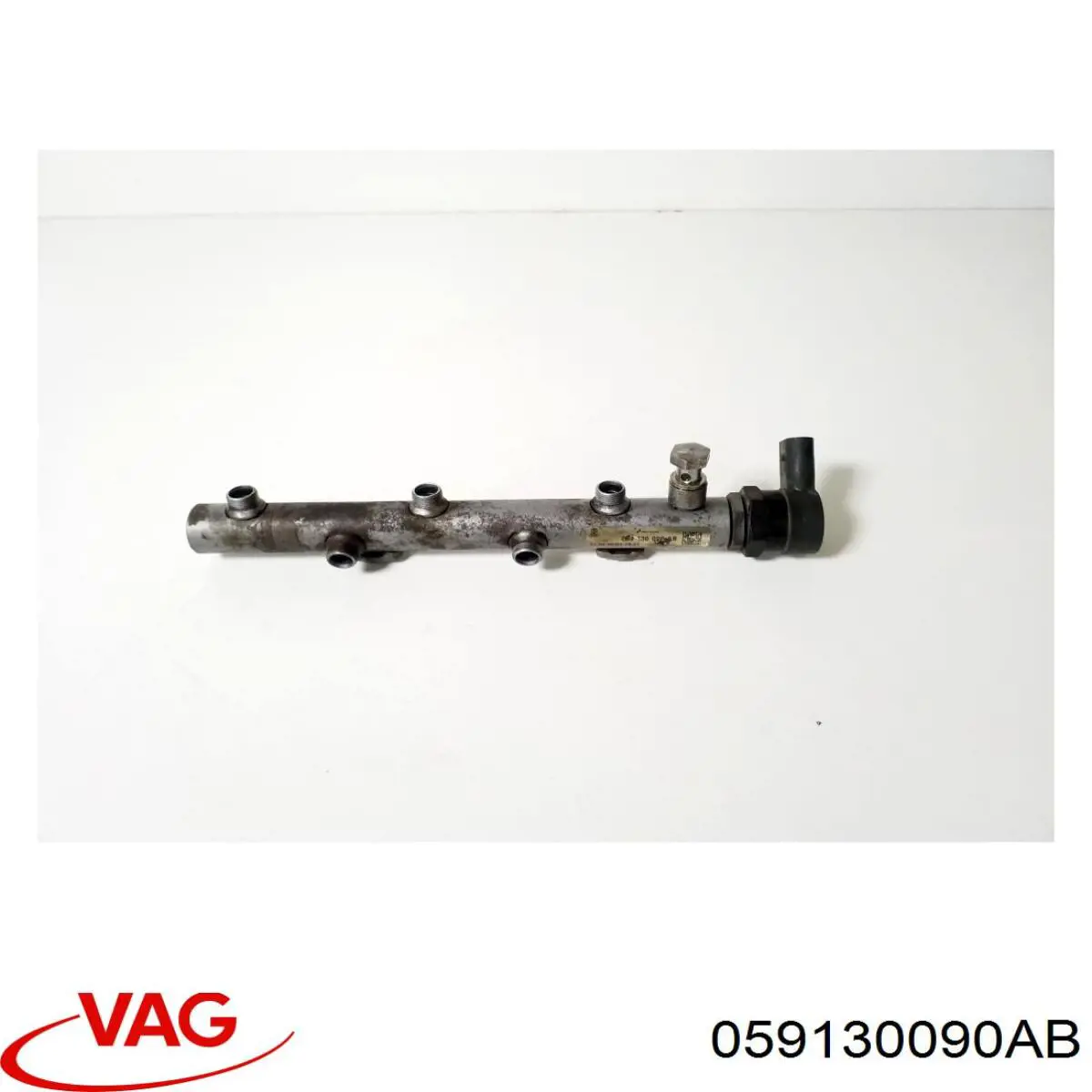 Розподільник палива (рампа) правий 059130090AB VAG