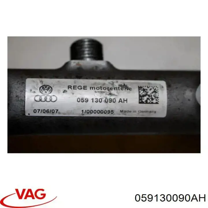 Розподільник палива (рампа) правий VAG 059130090AH ціна, від 19.00 USD