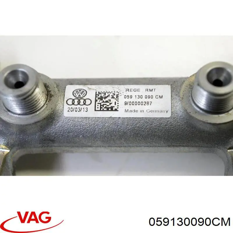 Купити 059130090CM VAG Розподільник палива (рампа) правий