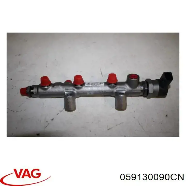 Купити 059130090CN VAG Розподільник палива (рампа) правий